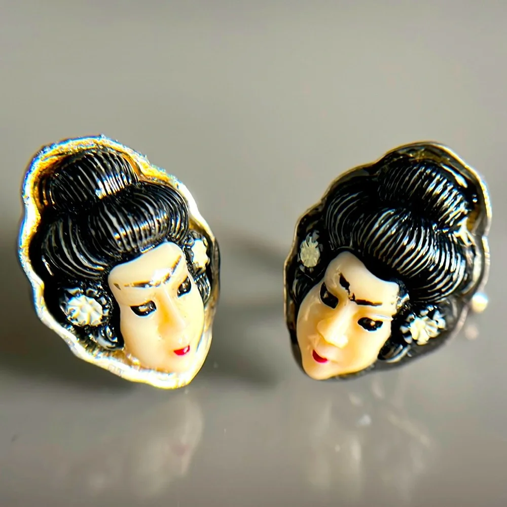 Selro Seleni Vintage Asian Face Cuff Links